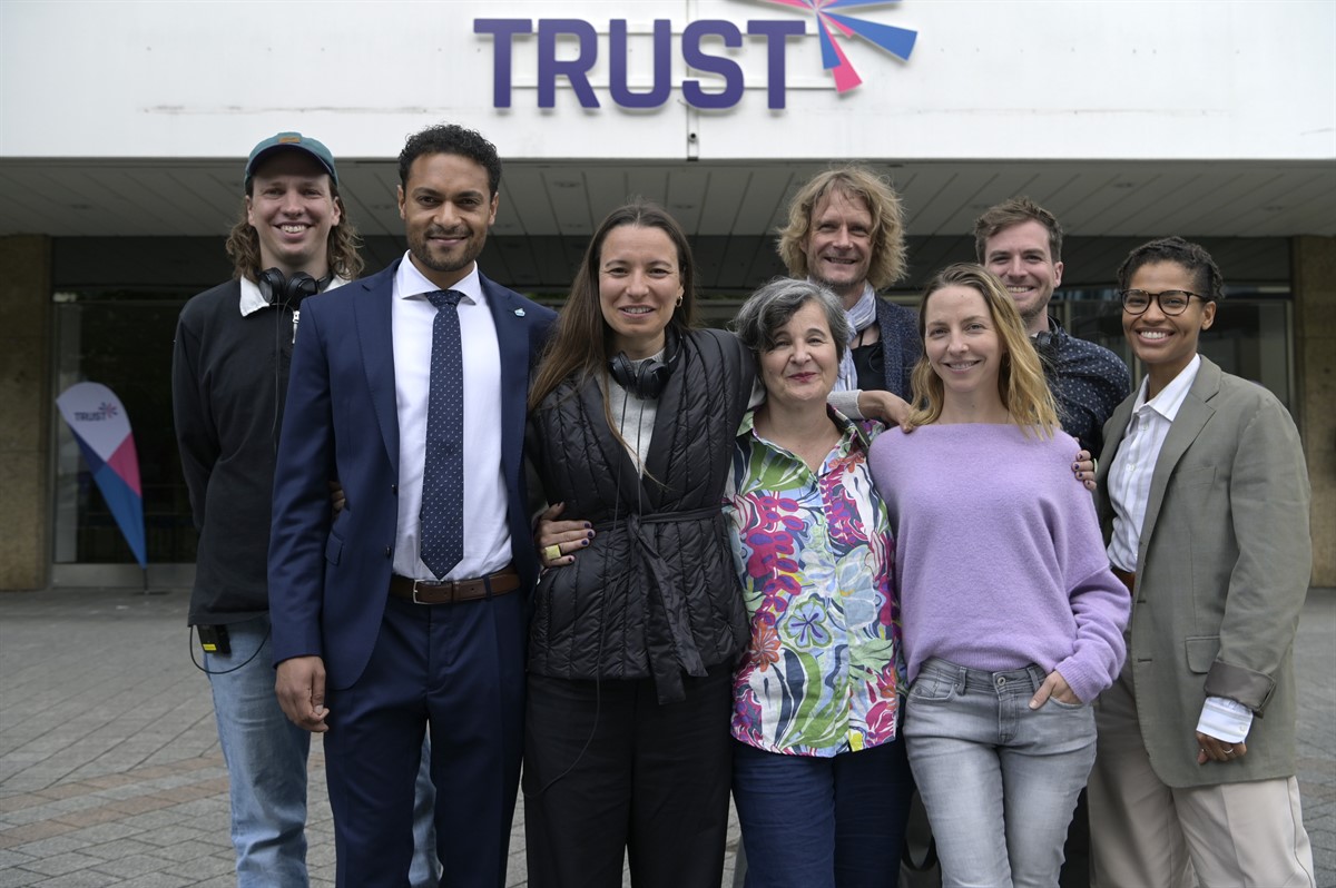 The Utopian project A Better Place is set to be filmed for Austria, Germany and France